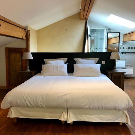 Domaine De La Sabliere Bed & Breakfast Thiviers Bagian luar foto