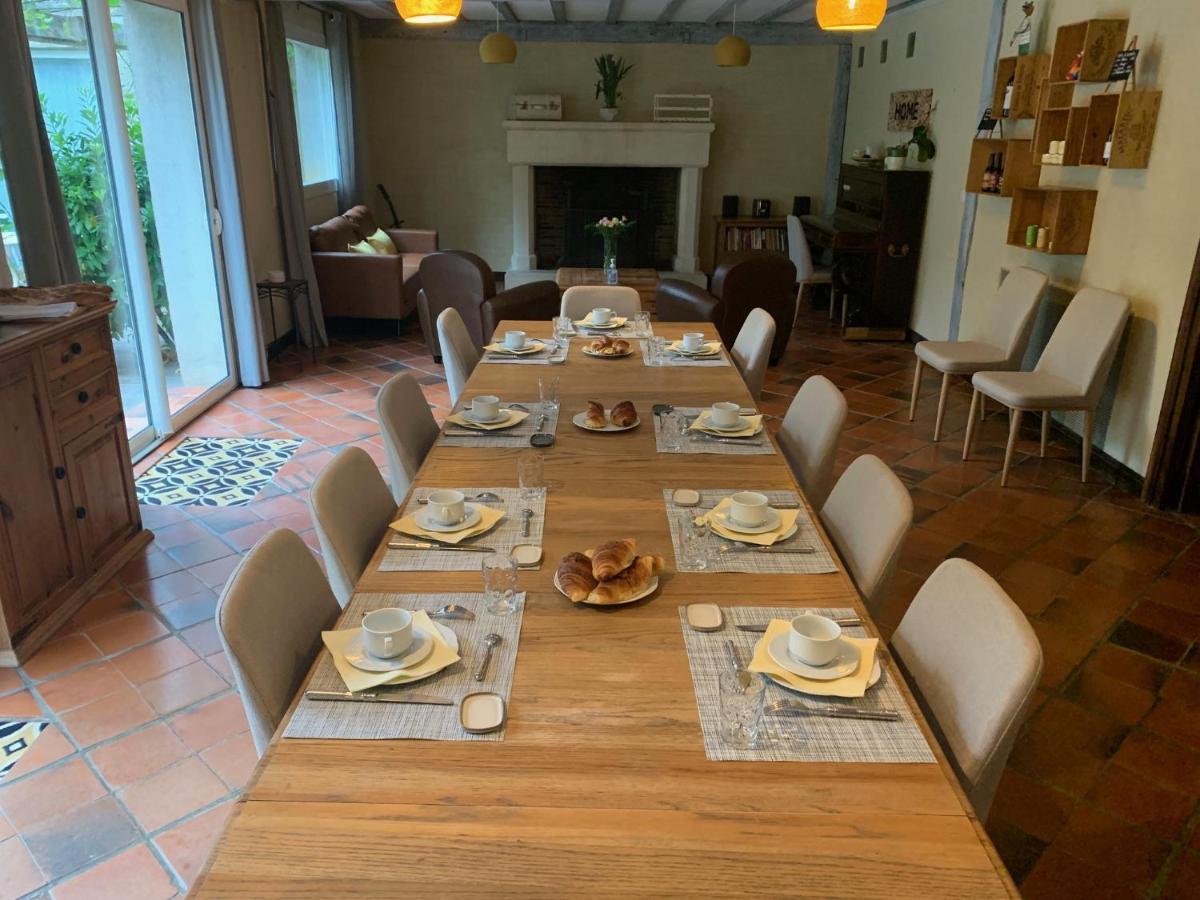 Domaine De La Sabliere Bed & Breakfast Thiviers Bagian luar foto